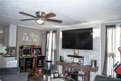 6935 Beech Creek Rd, Gloucester, VA 23061 photo 17