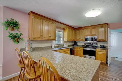 10598 Foxes Creek Dr, Gloucester, VA 23061 photo 18