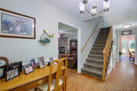 10598 Foxes Creek Dr, Gloucester, VA 23061 photo 12