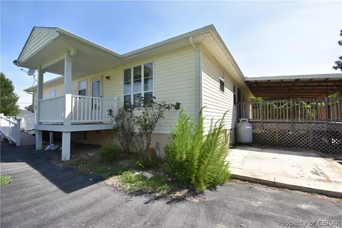 151 Thomas Lndg, Lancaster, VA 22503 photo 13