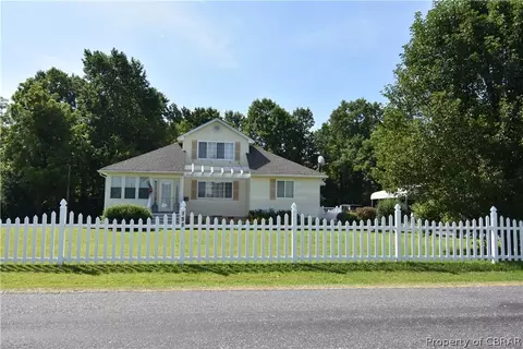 151 Thomas Lndg, Lancaster, VA 22503 photo 1