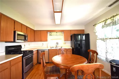 151 Thomas Lndg, Lancaster, VA 22503 photo 20