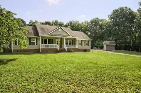 5572 Echo Ln, Gloucester, VA 23061 photo 2