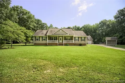 5572 Echo Ln, Gloucester, VA 23061 photo 1