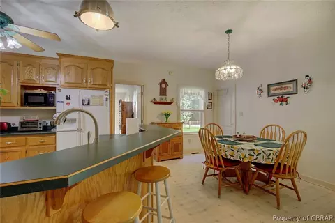 5572 Echo Ln, Gloucester, VA 23061 photo 14
