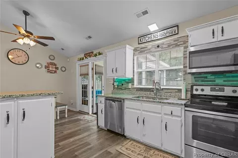 711 Oakland Ave, Hampton, VA 23663 photo 17