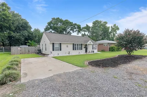 711 Oakland Ave, Hampton, VA 23663 photo 1