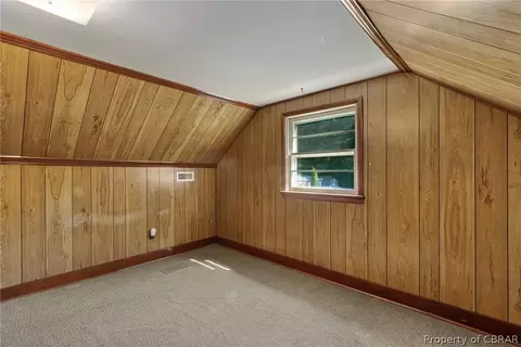 133 Gordon Dr, Weems, VA 22576 photo 18