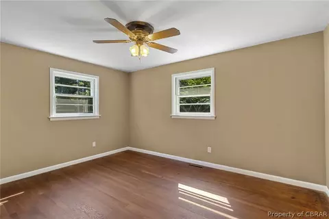 133 Gordon Dr, Weems, VA 22576 photo 15