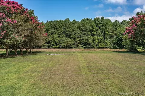 133 Gordon Dr, Weems, VA 22576 photo 28