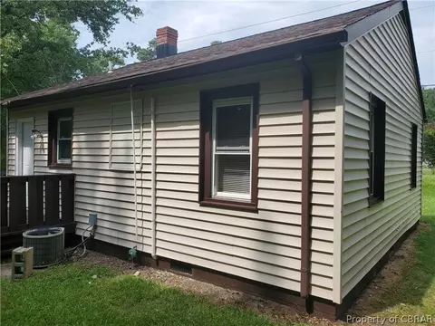 8769 Farys Mill Rd, Gloucester, VA 23061 photo 5