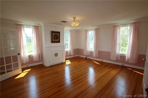698 Ivison Ln, Mathews, VA 23109 photo 17