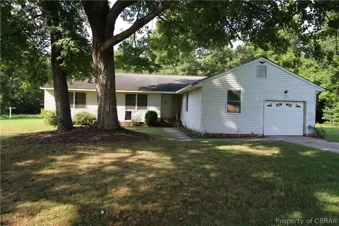 5093 Fletcher Rd, Gloucester, VA 23061 photo 2