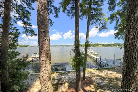 11240 Piankatank Dr, Gloucester, VA 23061 photo 22
