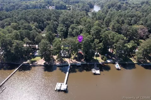 11240 Piankatank Dr, Gloucester, VA 23061 photo 9