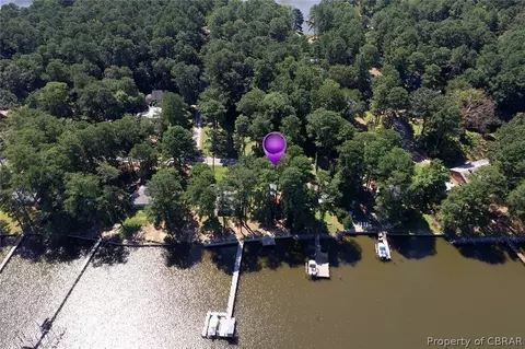 11240 Piankatank Dr, Gloucester, VA 23061 photo 14