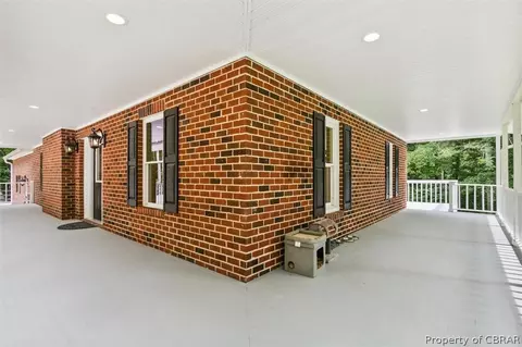 7260 Mt Pleasant Ln, Gloucester, VA 23061 photo 4