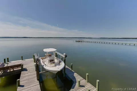 5458 Ware Neck Rd, Gloucester, VA 23061 photo 14