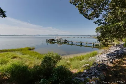 5458 Ware Neck Rd, Gloucester, VA 23061 photo 16