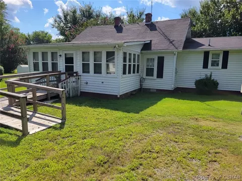 10975 River Rd, Lancaster, VA 22503 photo 2