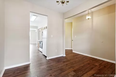 14 Marigold Ln, Hampton, VA 23663 photo 8