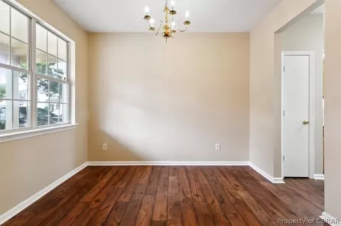 14 Marigold Ln, Hampton, VA 23663 photo 7