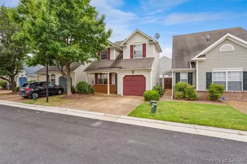 14 Marigold Ln, Hampton, VA 23663 photo 2