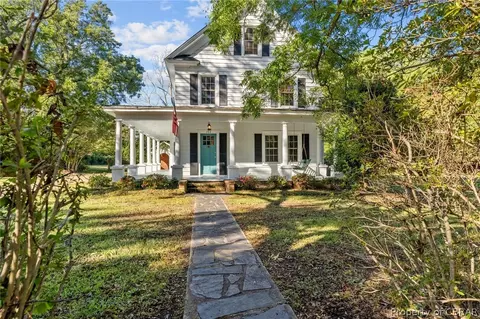 286 James Ln, Weems, VA 22576 photo 9