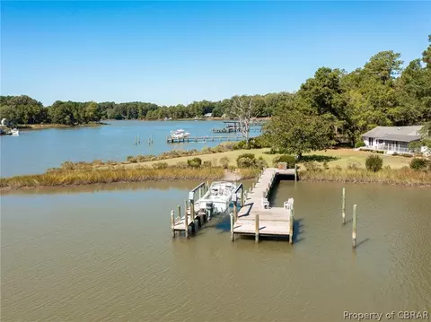 5427 White Hall Rd, Gloucester, VA 23061 photo 9