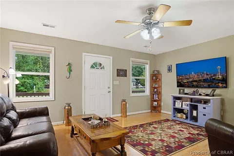 12447 Beech Trl, Gloucester, VA 23061 photo 4