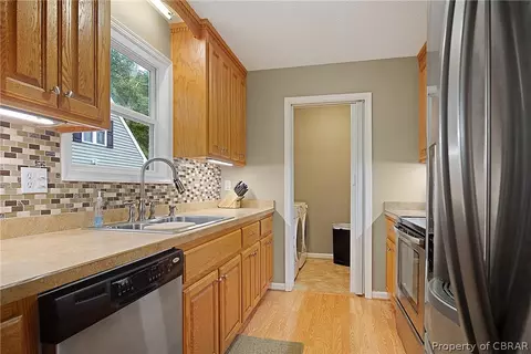 12447 Beech Trl, Gloucester, VA 23061 photo 13