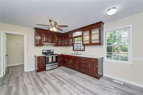 6741 Mill Ln, Gloucester, VA 23061 photo 12