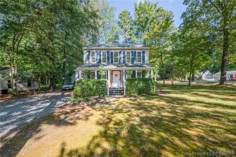 6741 Mill Ln, Gloucester, VA 23061 photo 2