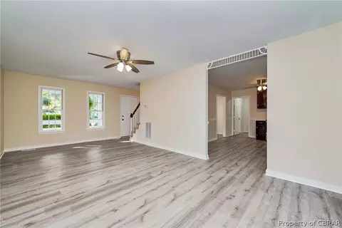 6741 Mill Ln, Gloucester, VA 23061 photo 8