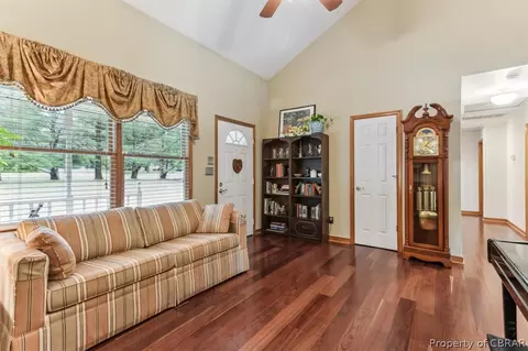 5394 Millwood Dr, Gloucester, VA 23061 photo 10