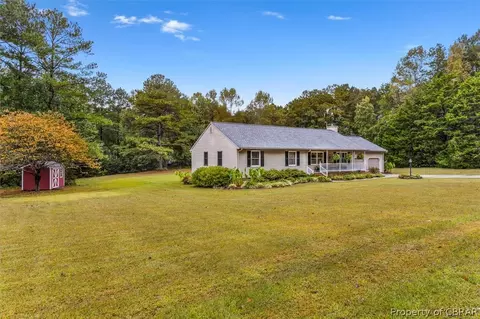 5394 Millwood Dr, Gloucester, VA 23061 photo 4
