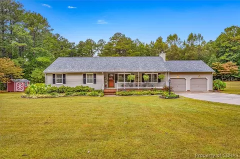 5394 Millwood Dr, Gloucester, VA 23061 photo 1