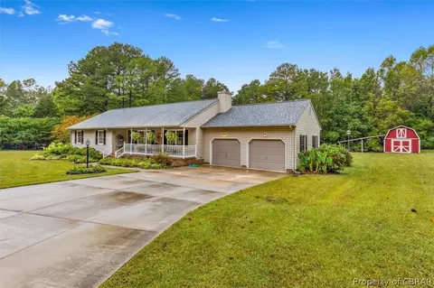 5394 Millwood Dr, Gloucester, VA 23061 photo 3