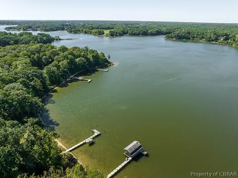 295 Waddy Dr, Weems, VA 22576 photo 17