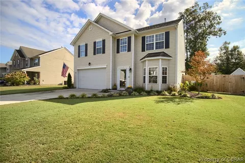 7159 Vaden Dr, Gloucester, VA 23061 photo 1