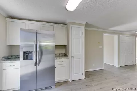 6783 Hilltop Dr, Gloucester, VA 23061 photo 19