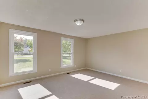 6783 Hilltop Dr, Gloucester, VA 23061 photo 21