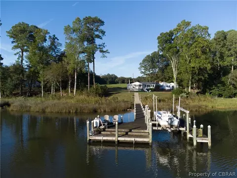 7155 Fary Dr, Gloucester, VA 23061 photo 11