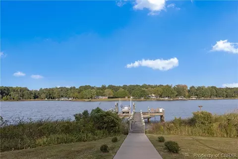 7155 Fary Dr, Gloucester, VA 23061 photo 13