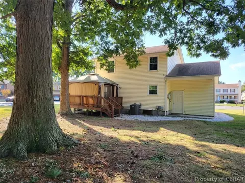 3613 Fairfax Dr, Hampton, VA 23661 photo 3