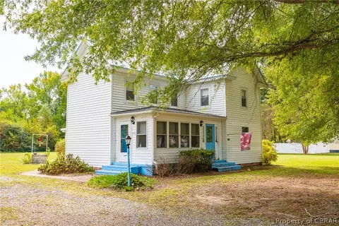 1705 Weems Rd, Weems, VA 22576 photo 1