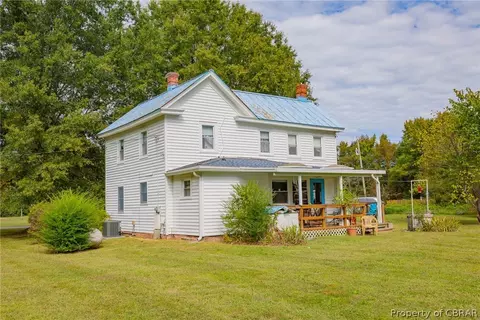 1705 Weems Rd, Weems, VA 22576 photo 4