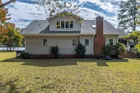 8318 Warthen Ln, Gloucester, VA 23061 photo 14