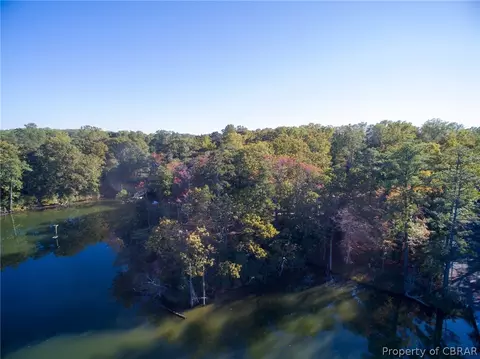8 Boatramp Rd, Heathsville, VA 22473