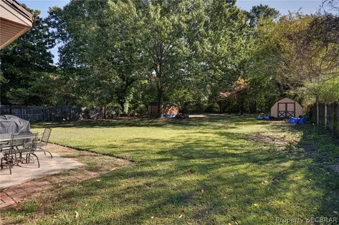 7494 Camp Okee Dr, Gloucester Point, VA 23062 photo 21